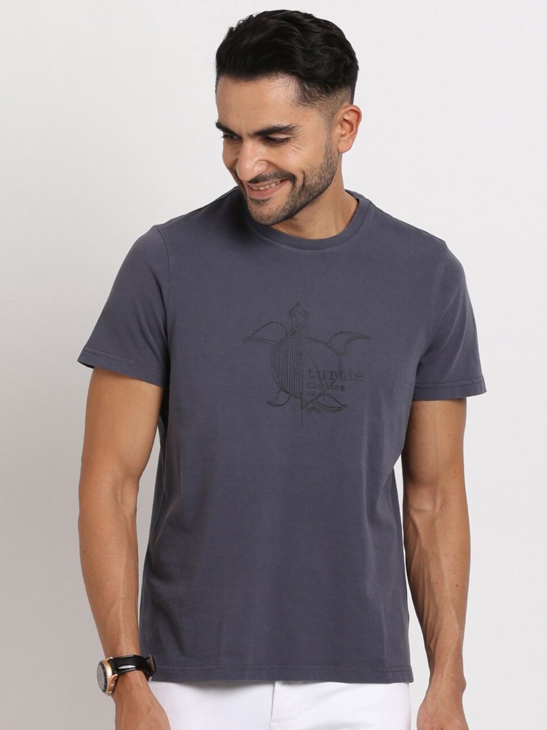 

Turtle Men Typography Printed Slim Fit T-shirt, Purple
