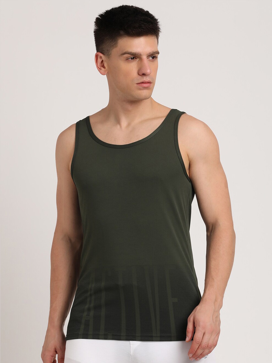 

Turtle Men Raw Edge Slim Fit T-shirt, Olive