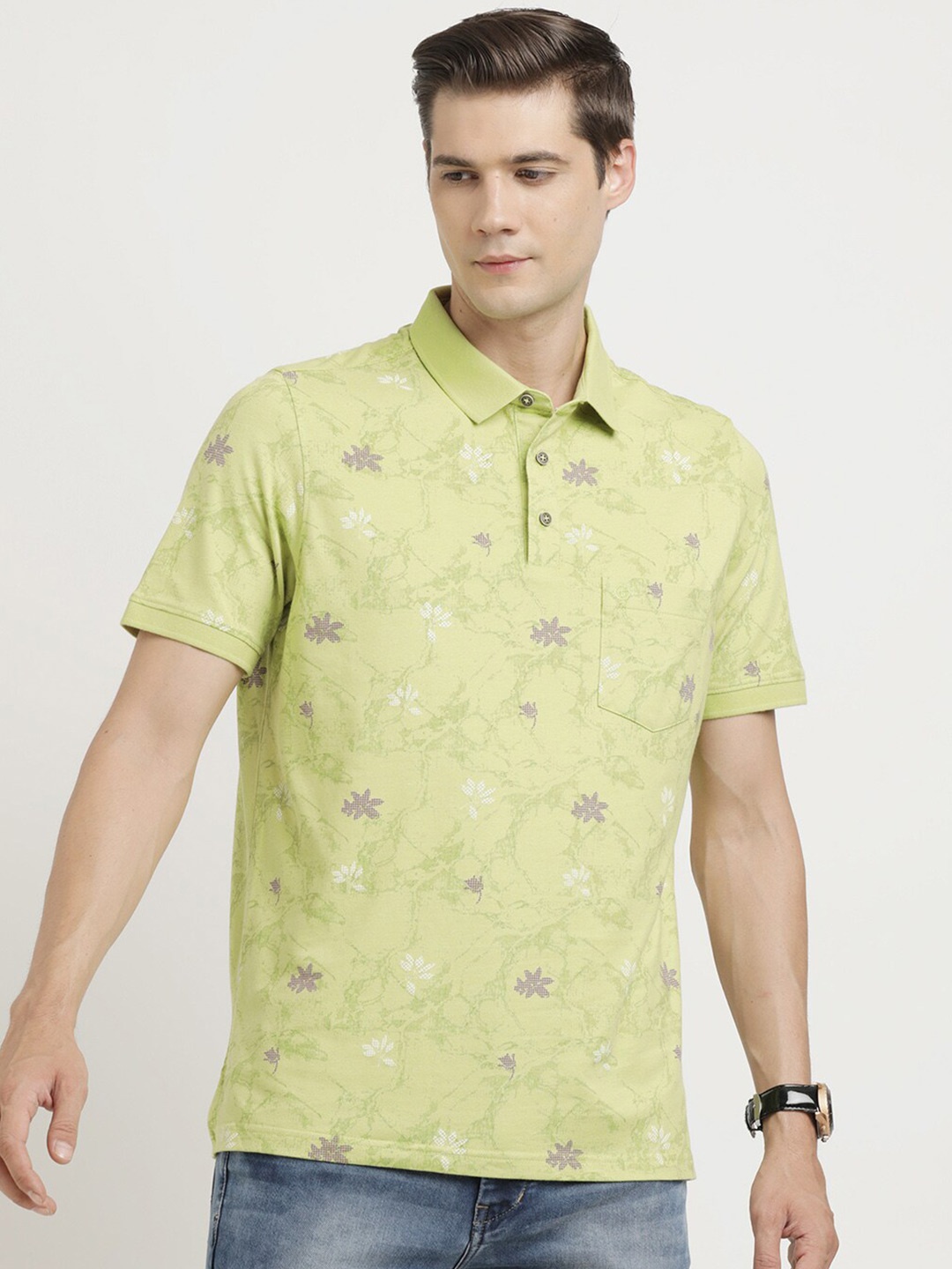 

Turtle Men Printed Polo Collar Slim Fit T-shirt, Lime green