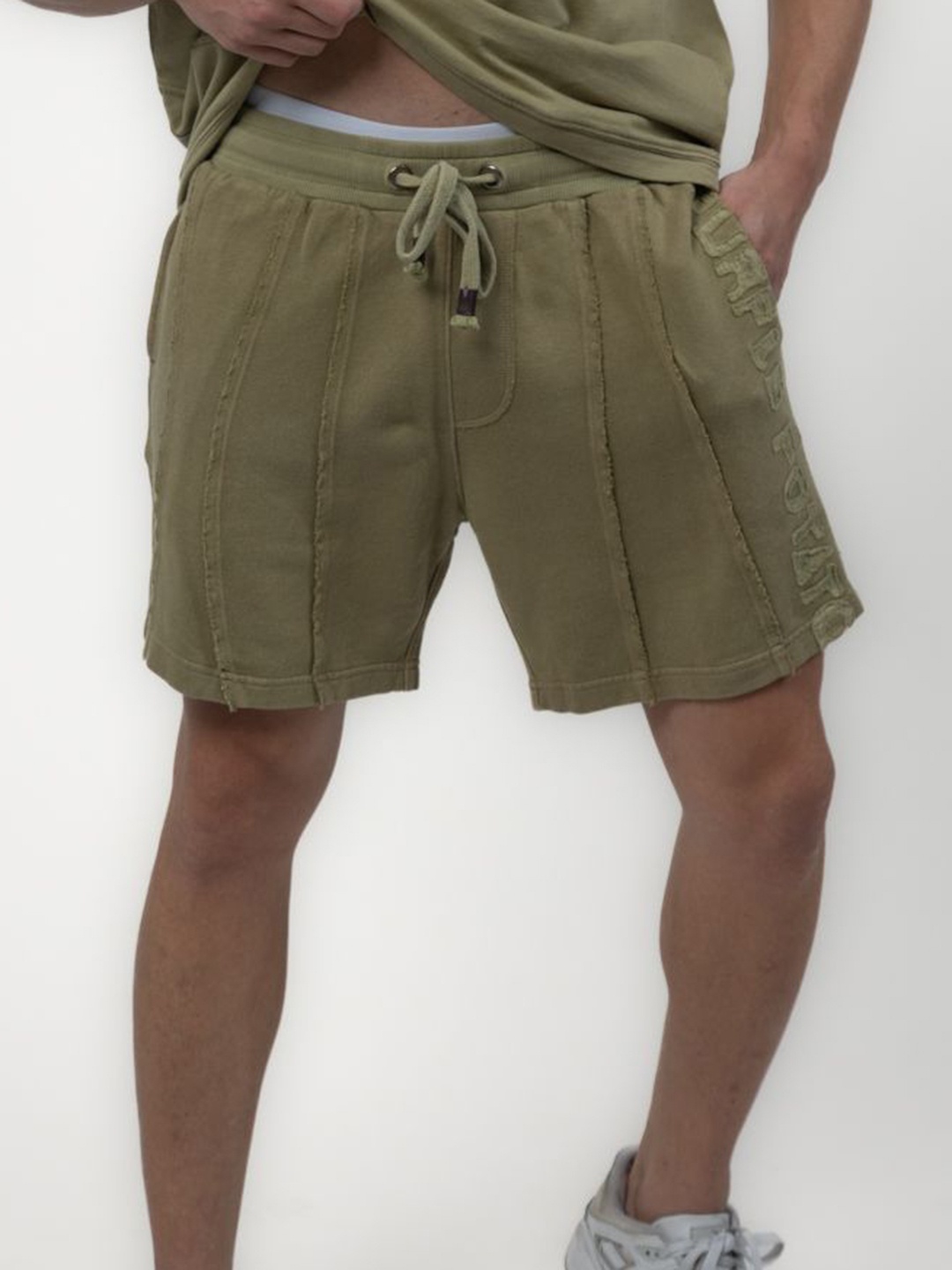 

PURPLE POTATO Men Shorts, Khaki