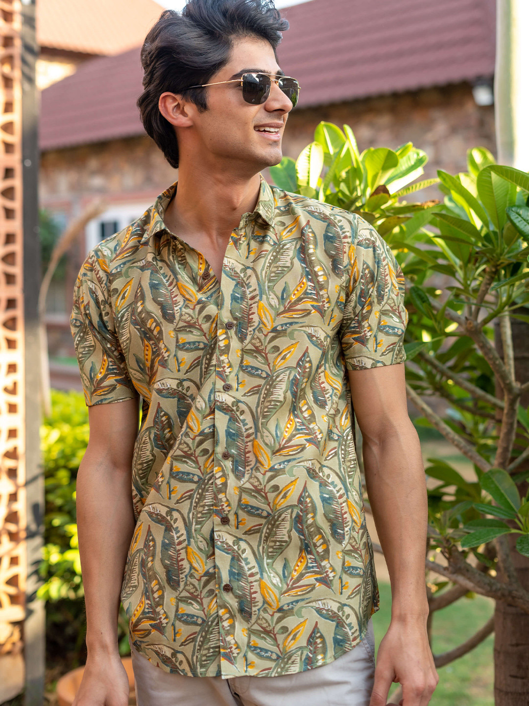 

Shasak Classic Fit Floral Printed Spread Collar Cotton Casual Shirt, Green