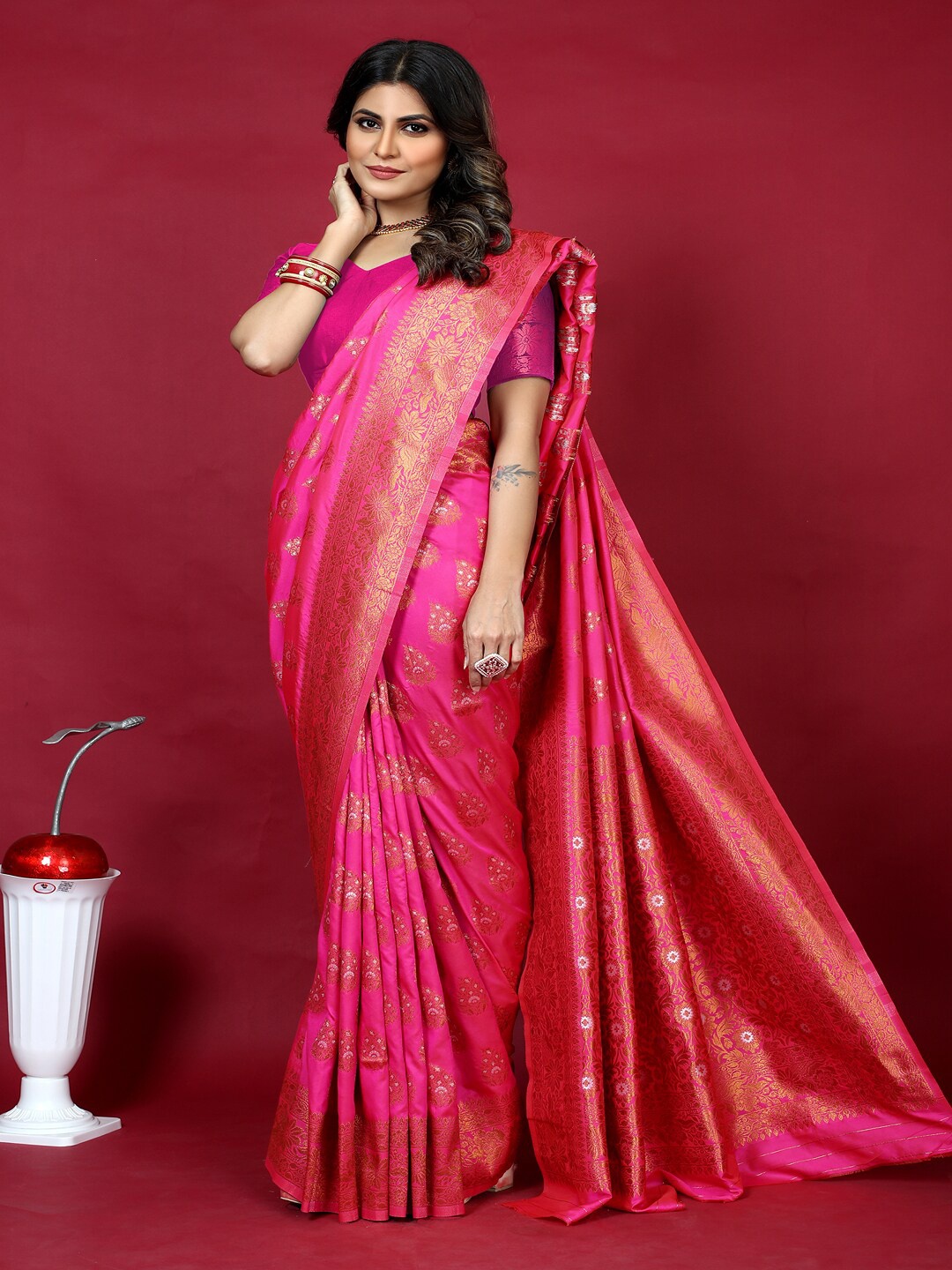 

SGF11 Woven Design Zari Art Silk Kanjeevaram Saree, Pink