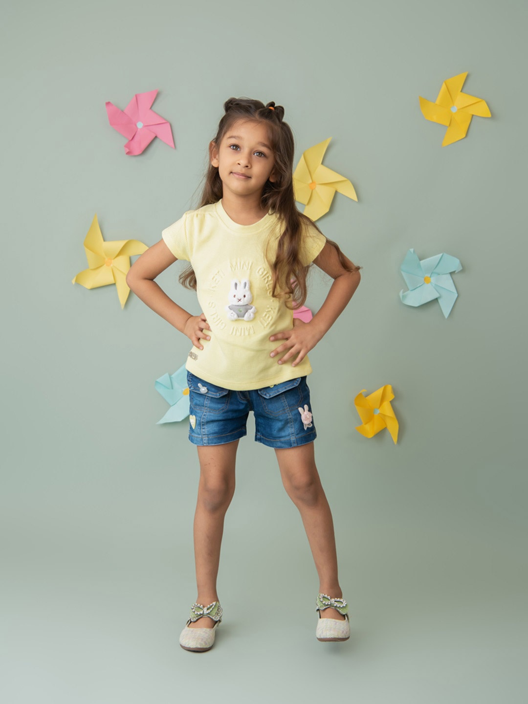 

Babys Day Girls Pure Cotton Top With Short, Yellow