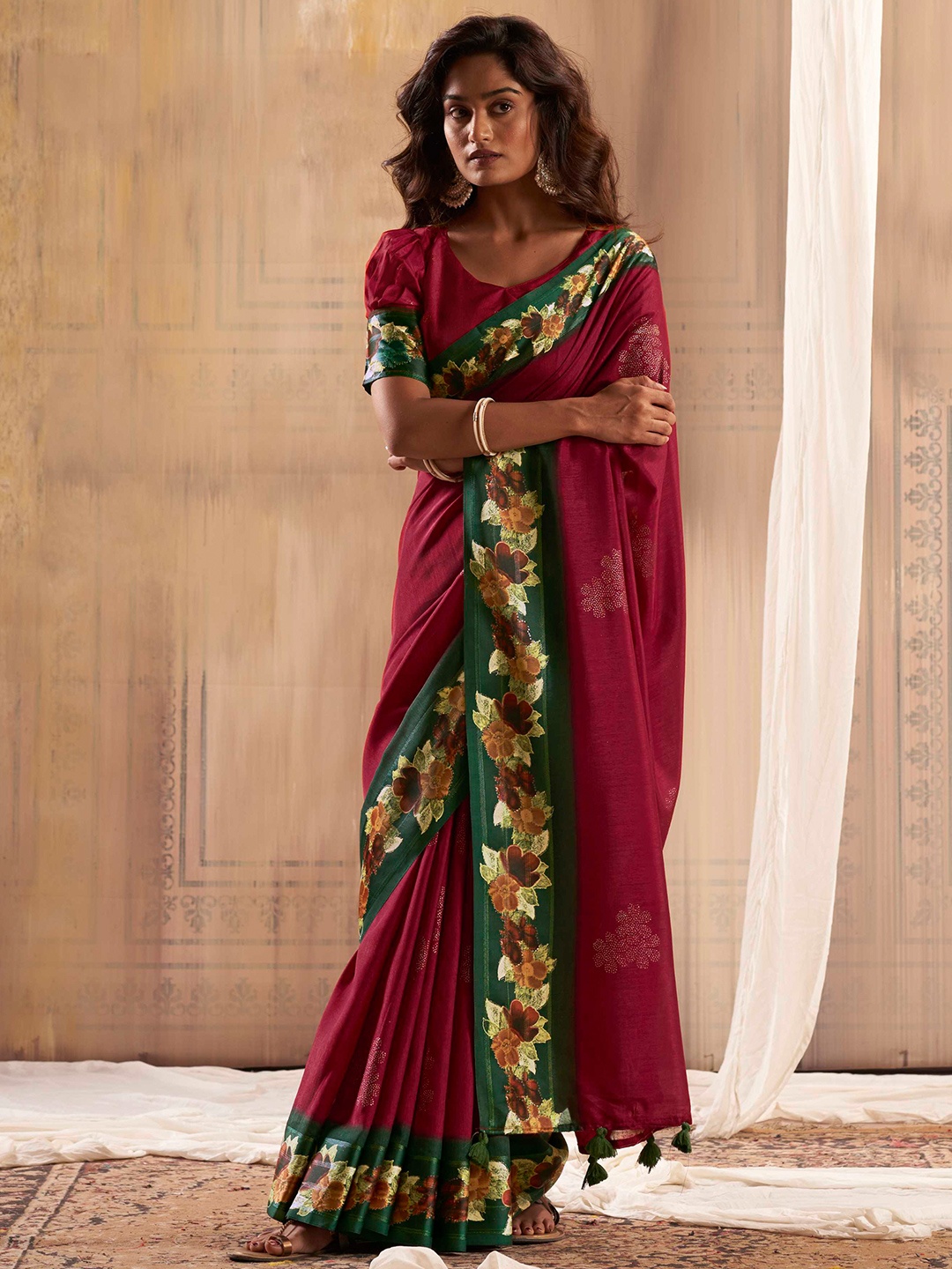 

Mitera Embellished Saree, Maroon