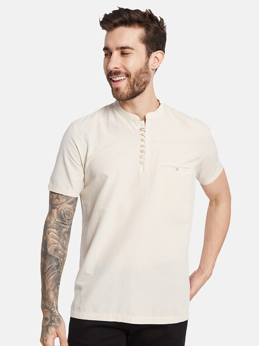 

Octave Mandarin Collar Welt Pocket Short Sleeves Cotton T-shirt, Cream