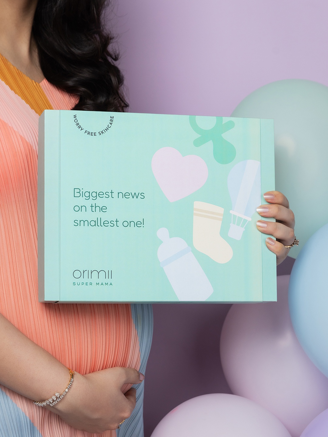 

Orimii Biggest News On The Smallest One Gift Box for Baby Shower Gifting, Green