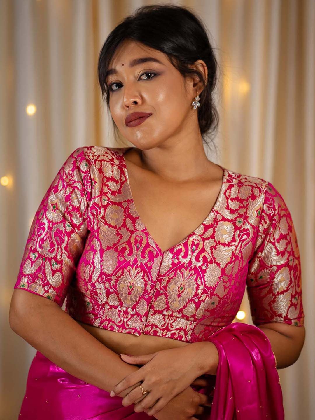 

I LOVE SAREES Woven Design V-Neck Brocade Banarasi Saree Blouse, Pink