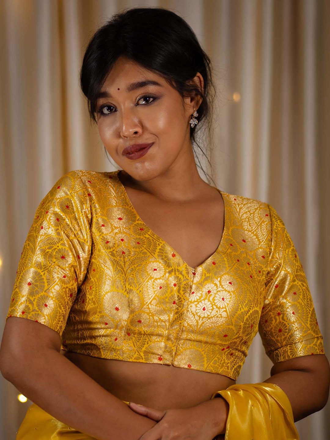 

I LOVE SAREES Woven Design Banarasi Silk Saree Blouse, Yellow