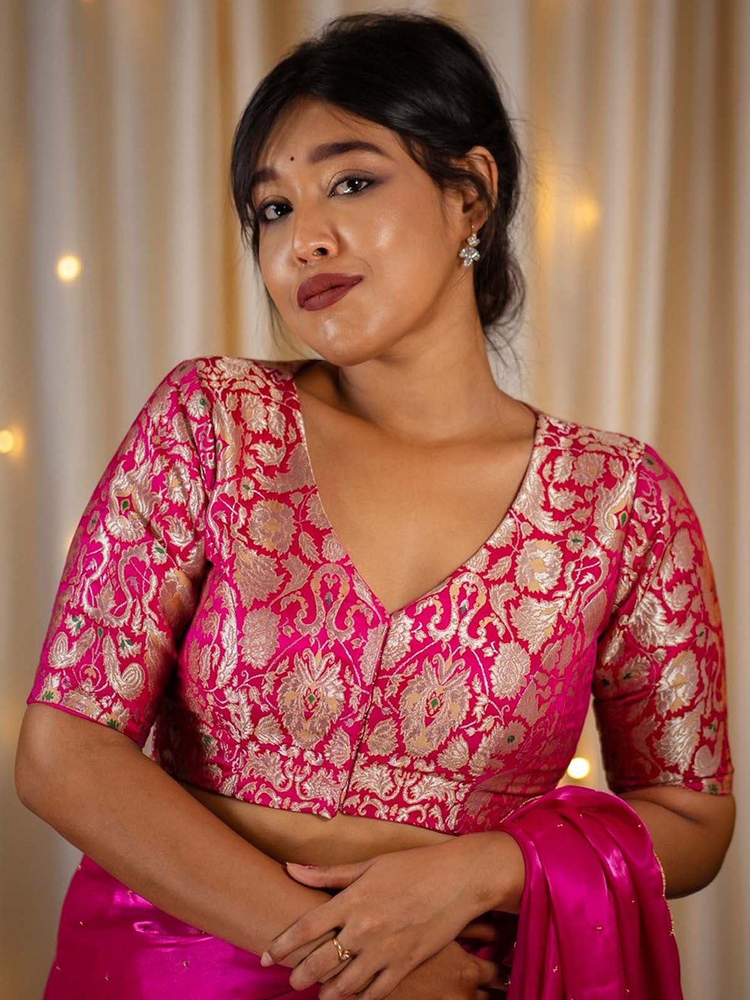 

I LOVE SAREES Woven Design V-Neck Brocade Banarasi Saree Blouse, Pink