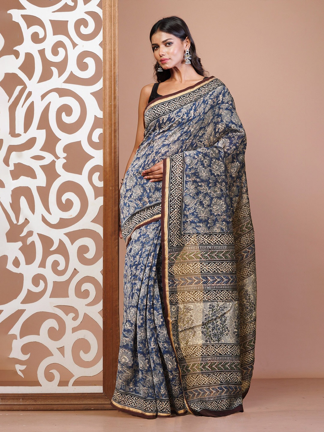 

Unnati Silks Ethnic Motifs Silk Cotton Handloom Chanderi Saree, Blue