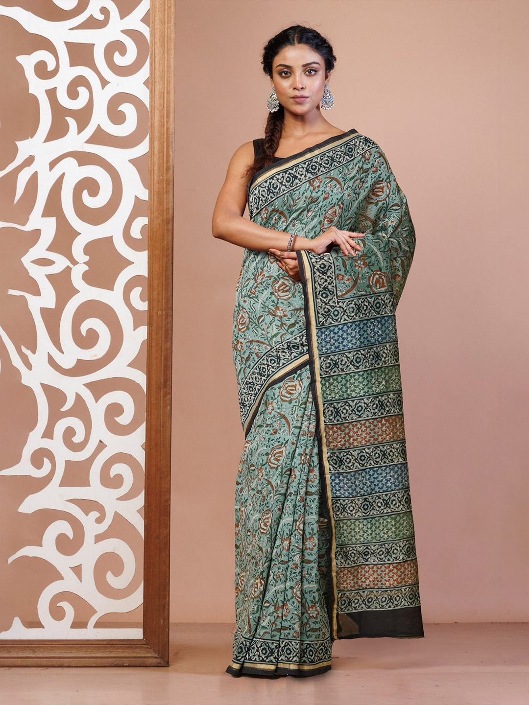 

Unnati Silks Ethnic Motifs Silk Cotton Handloom Chanderi Saree, Blue