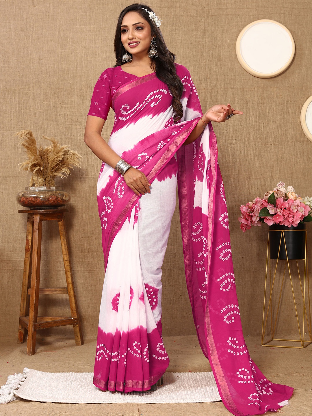 

Mitera Bandhani Zari Pure Cotton Bandhani Saree, Pink