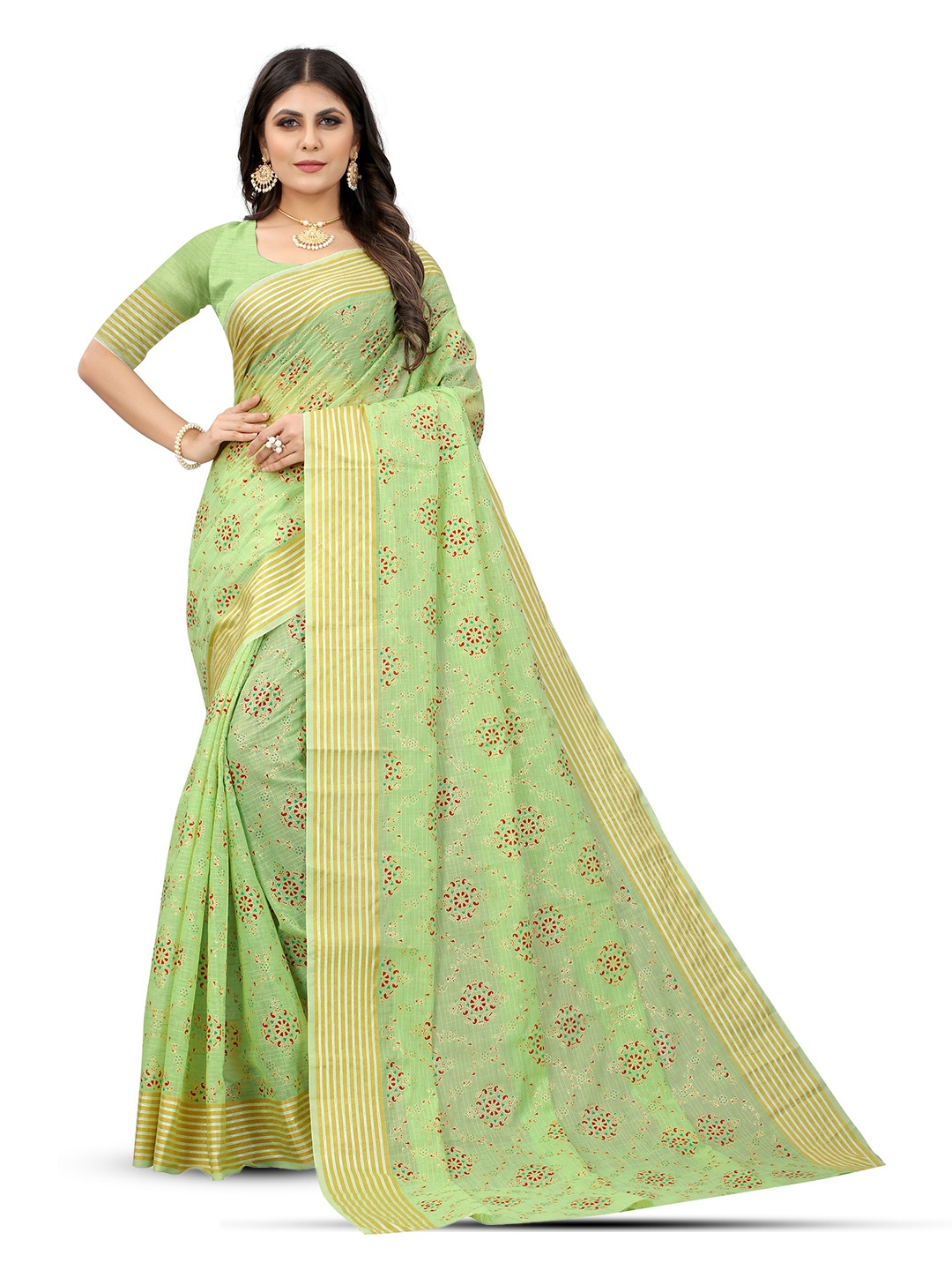 

Mitera Floral Zari Pure Cotton Banarasi Saree, Green