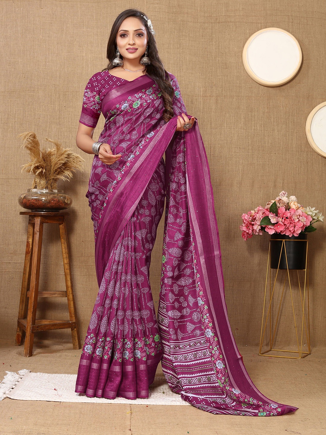 

Mitera Floral Sequinned Art Silk Saree With Blouse Piece, Purple