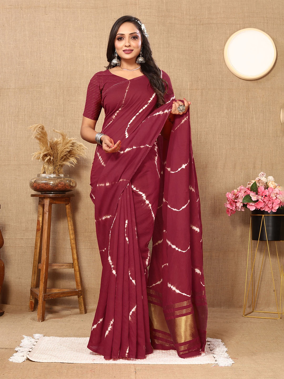 

Mitera Tie and Dye Zari Pure Cotton Banarasi Saree, Maroon