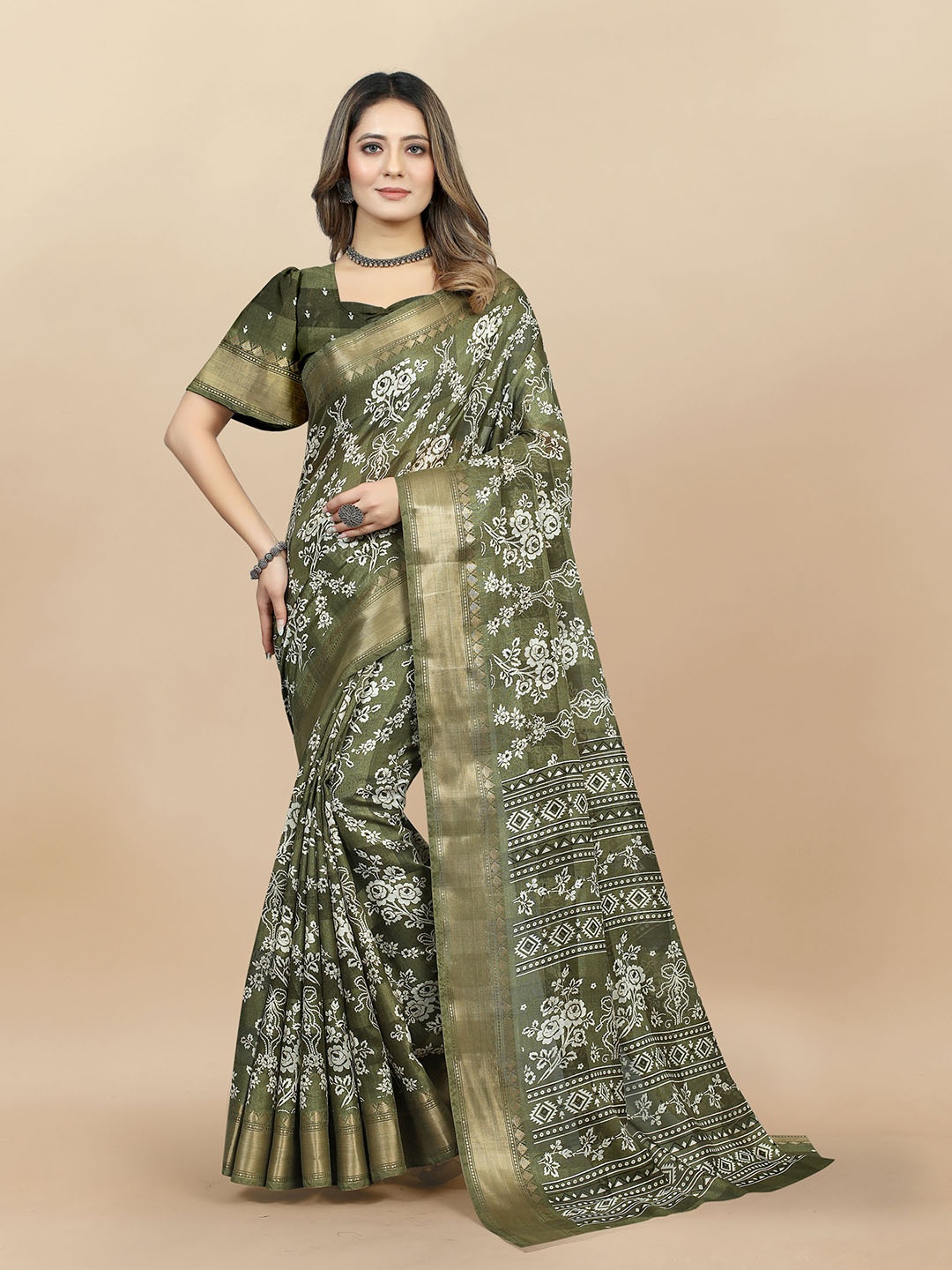 

Mitera Floral Zari Cotton Blend Saree With Blouse Piece, Green