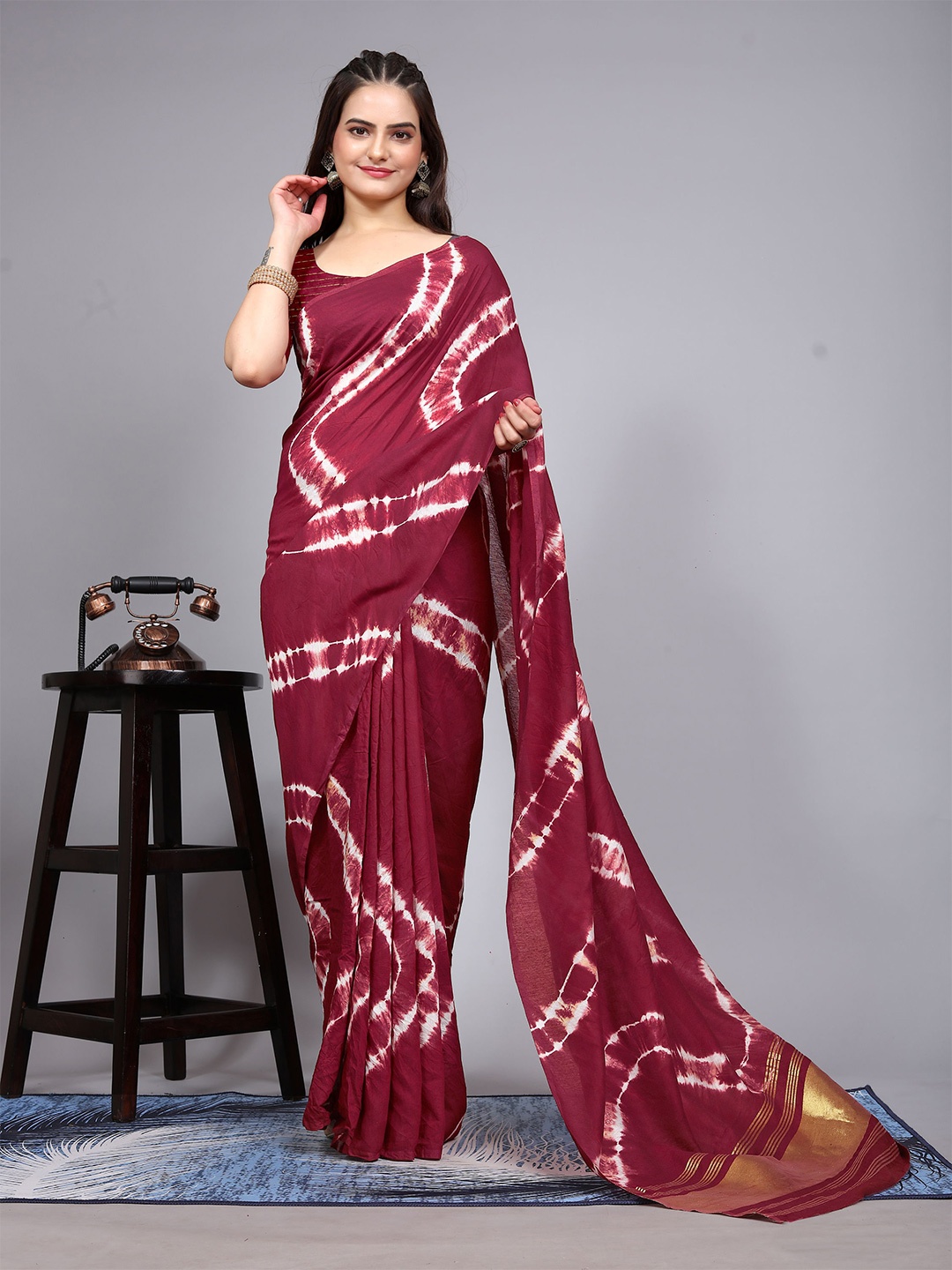 

Mitera Tie and Dye Zari Pure Cotton Saree, Red