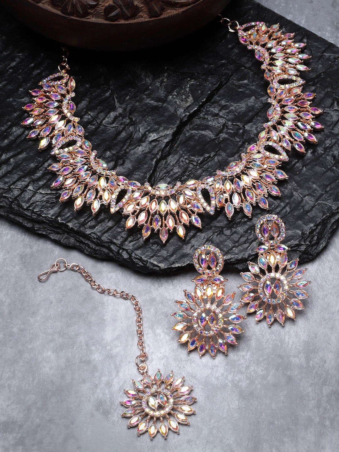 

Sukkhi Rose Gold-Plated Stone Studded Jewellery Set