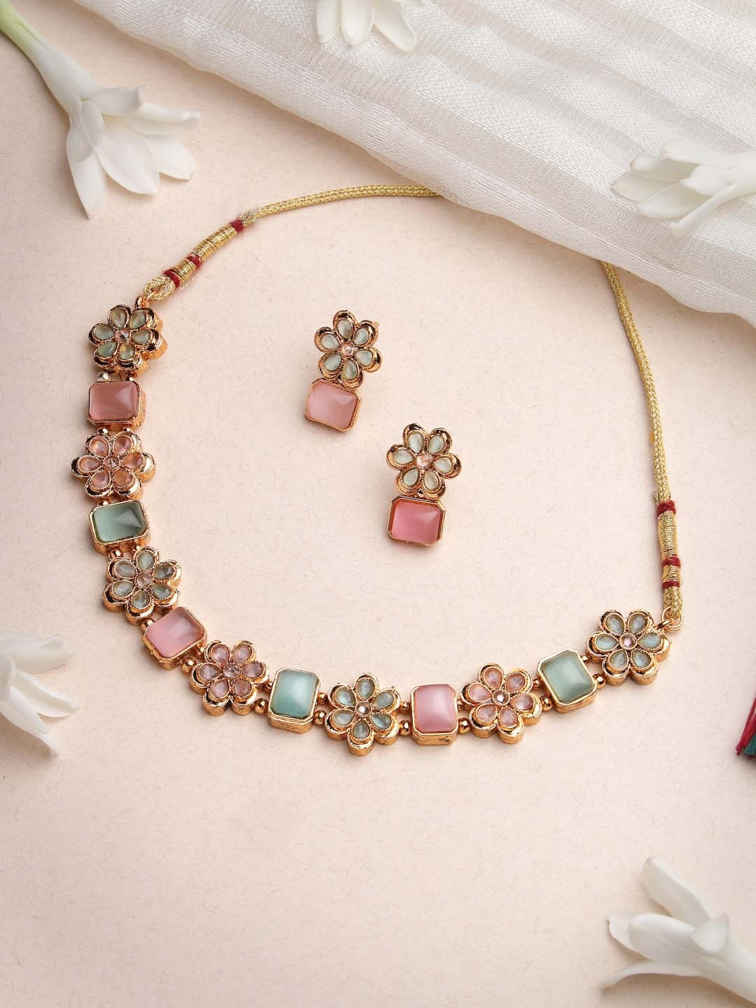 

SukkhiGold-Plated Artificial Stones Studded Floral Necklace & Earrings, Gold