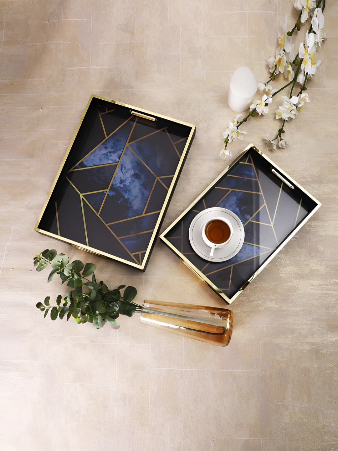 

TAYHAA 2-Pcs Blue Geometric Design Serving Trays