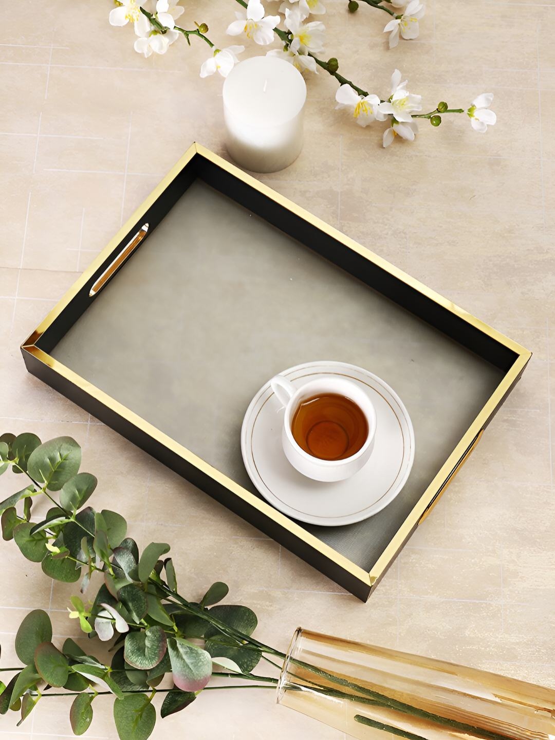 

TAYHAA Black & Transparent Glass & Wooden Classy Serving Tray