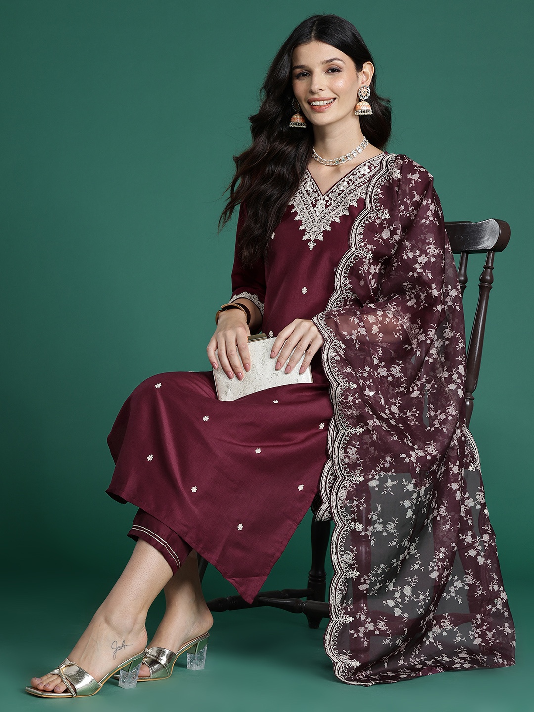 

Indo Era Women Floral Embroidered Thread Work Kurta with Trousers & Dupatta, Burgundy