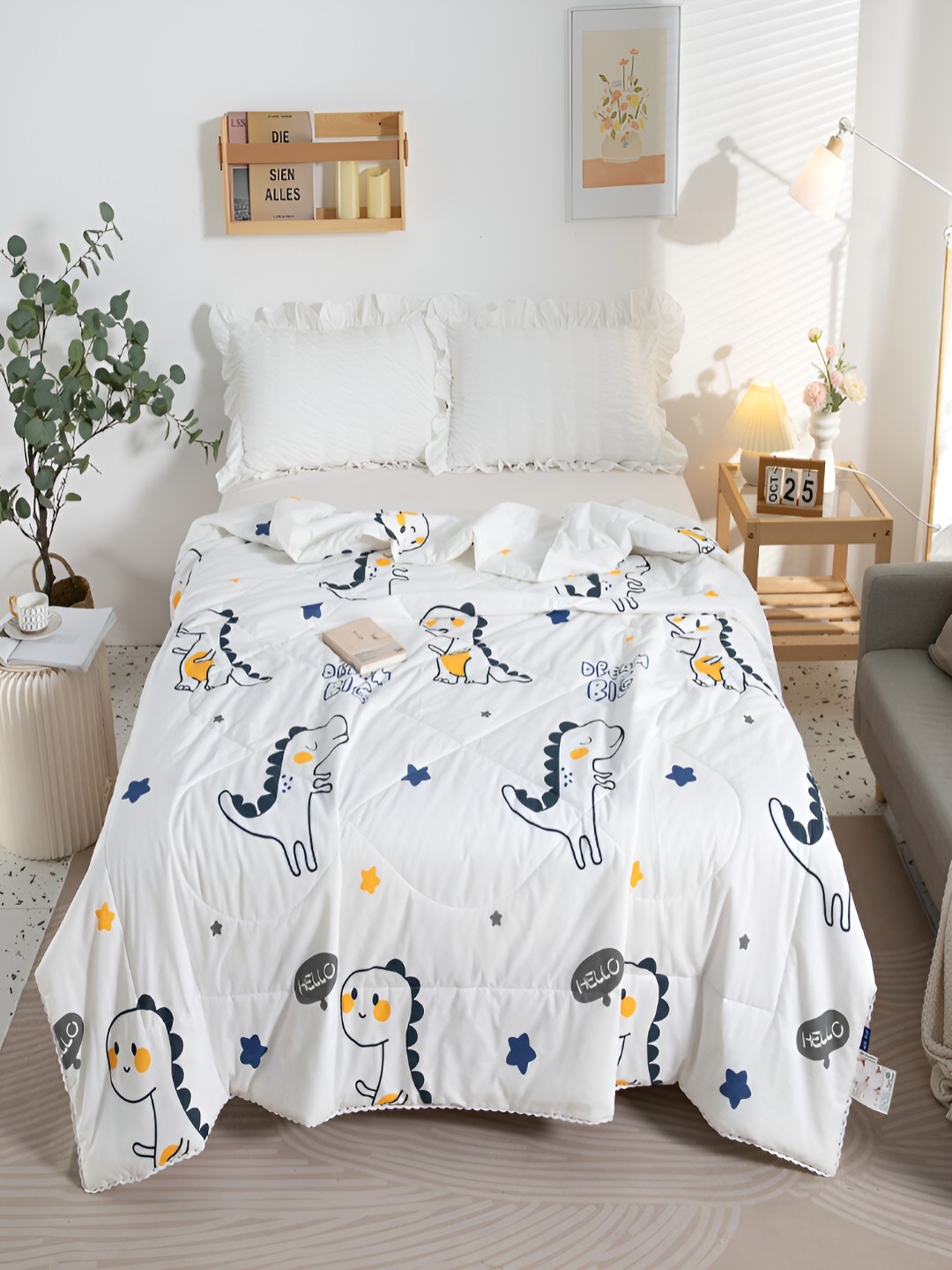 

JC HOME White & Blue Printed AC Room 350 GSM Pure Cotton Double Bed Quilt