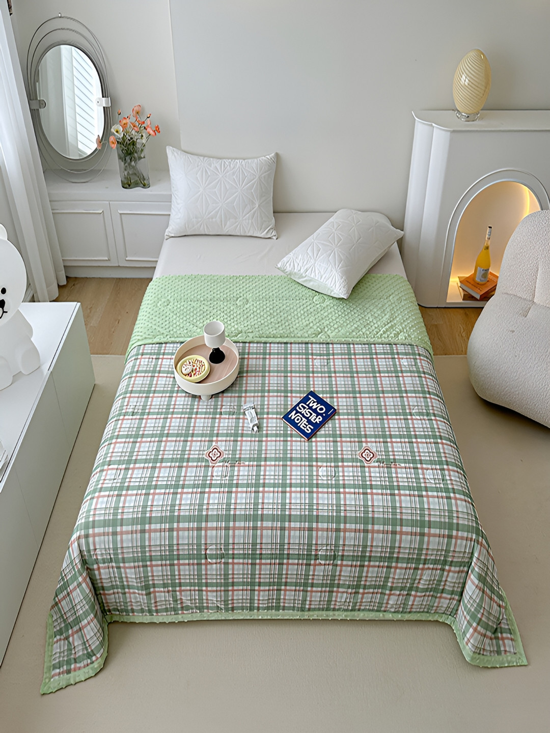 

JC HOME White & Green Checked AC Room 350 GSM Single Bed Quilt