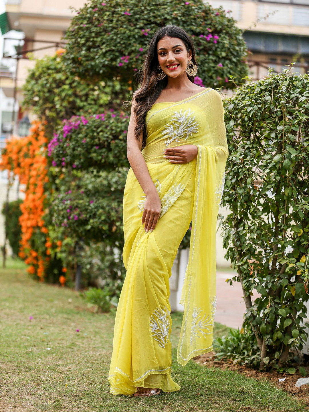 

DiraByDimple Embroidered Pure Chiffon Saree, Yellow