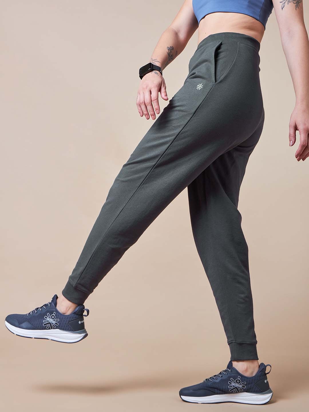 

CULT Women Mid-Rise All Day Comfort Joggers, Grey