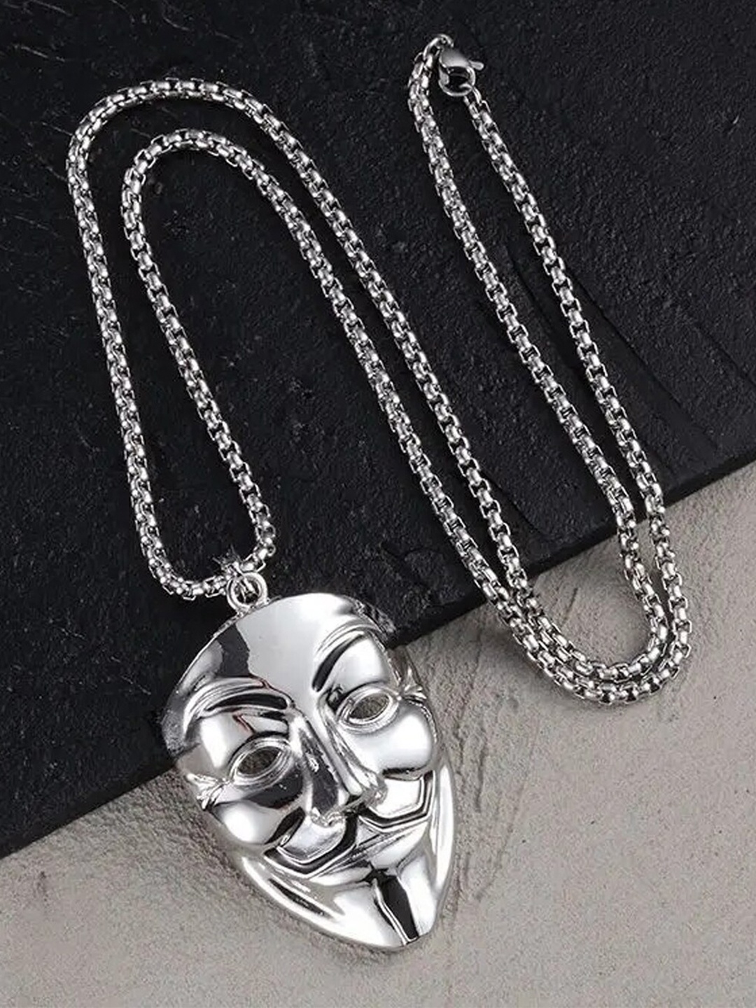

FIMBUL Silver-Plated Stainless Steel Pendant