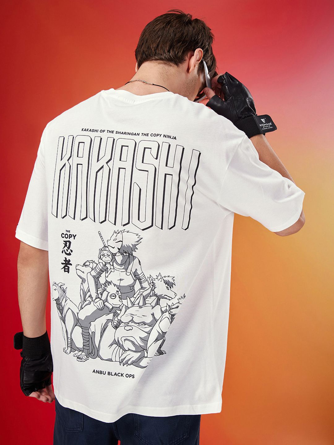 

Bewakoof Graphic Naruto Printed Drop-Shoulder Sleeves Oversized Cotton T-shirt, White