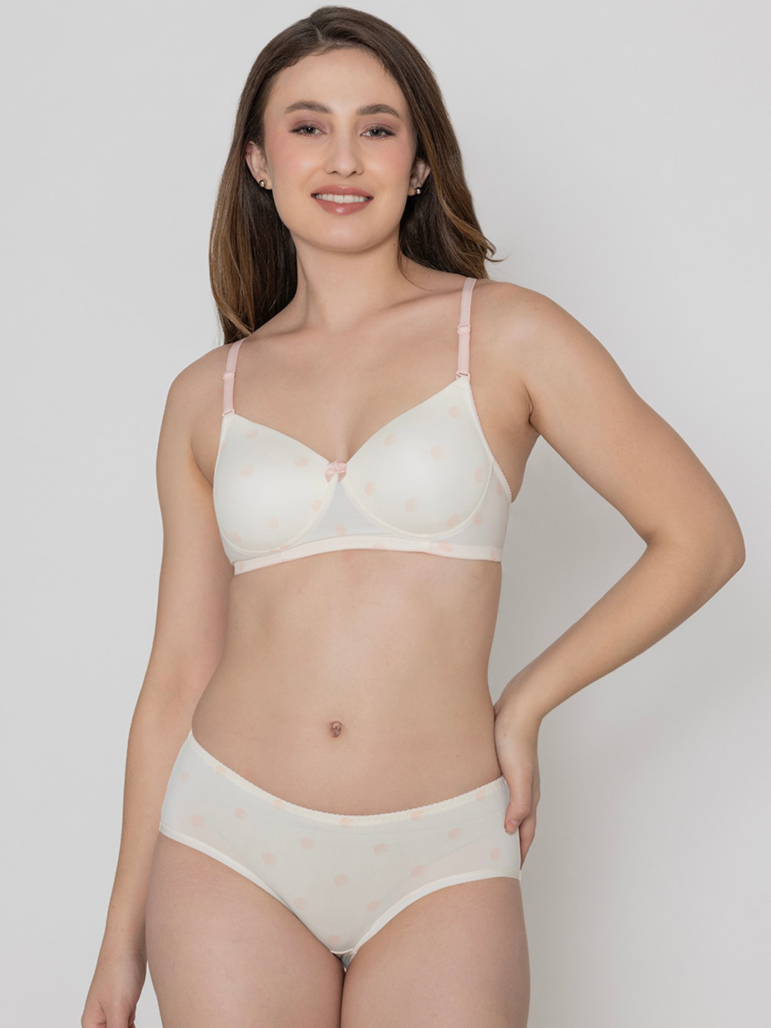 

B'ZAR Women Printed Lightly Padded Bra & Mid-Rise Brief, Cream