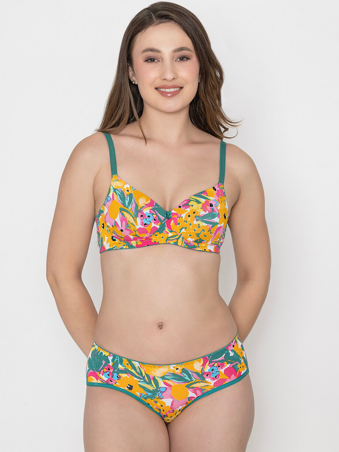 

B'ZAR Women Printed Lightly Padded Bra & Mid-Rise Brief, Yellow