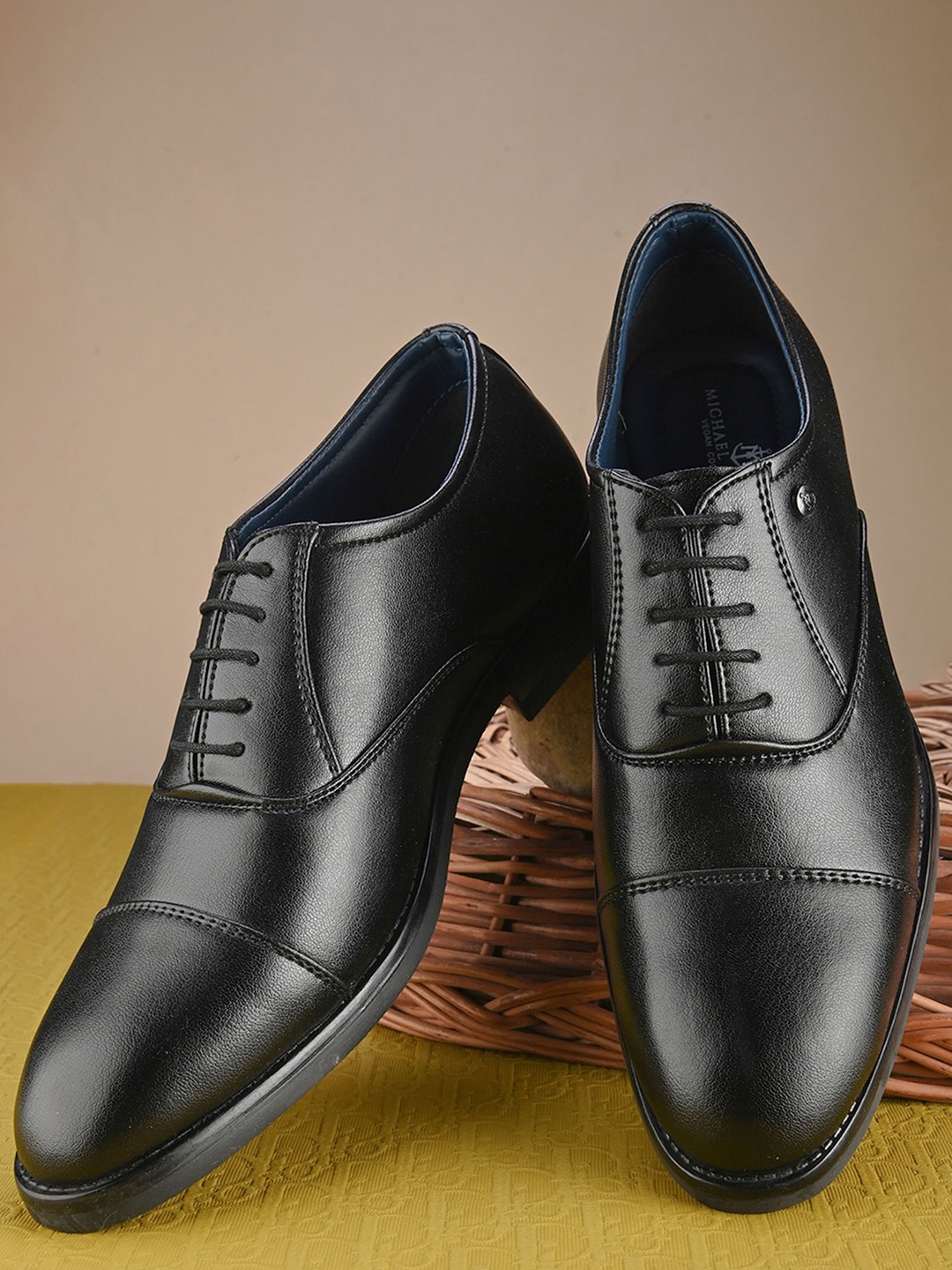 

MICHAEL ANGELO Men Formal Oxfords, Black