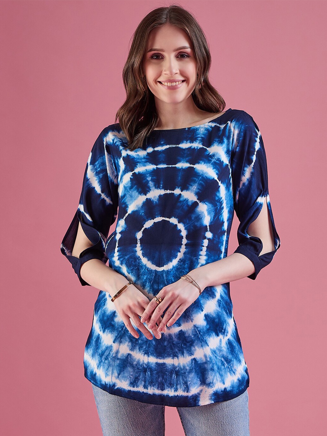DressBerry Blue Tie and Dye Dyed Slit Sleeve Top