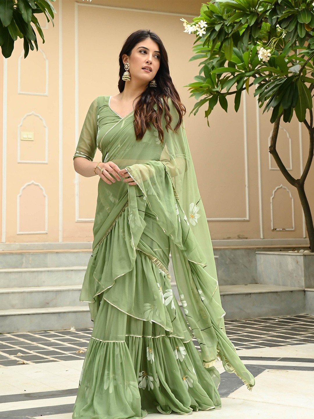 

Bunaai Floral Gotta Patti Poly Chiffon Ready to Wear Saree, Green