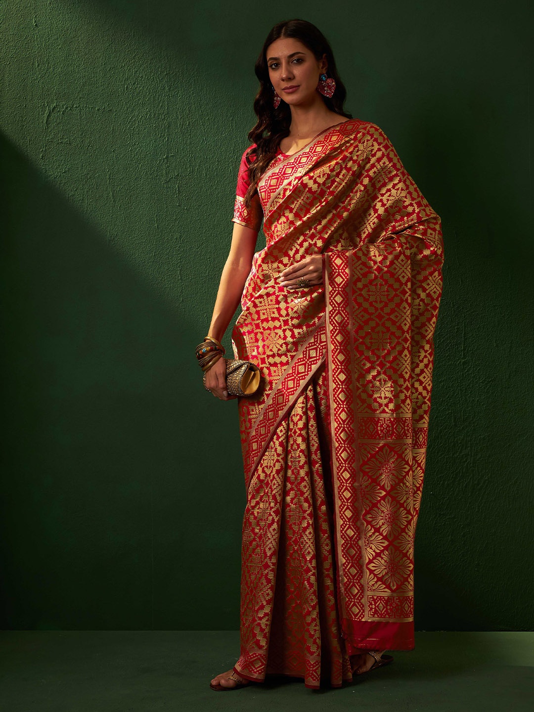 Sangria Weaving Work Banarasi Silk Saree, Red