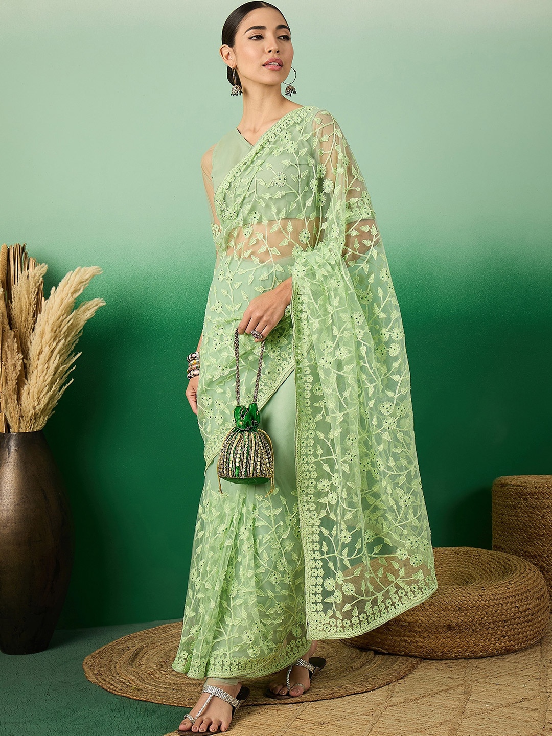 

Sangria Floral Embroidered Net Saree, Green