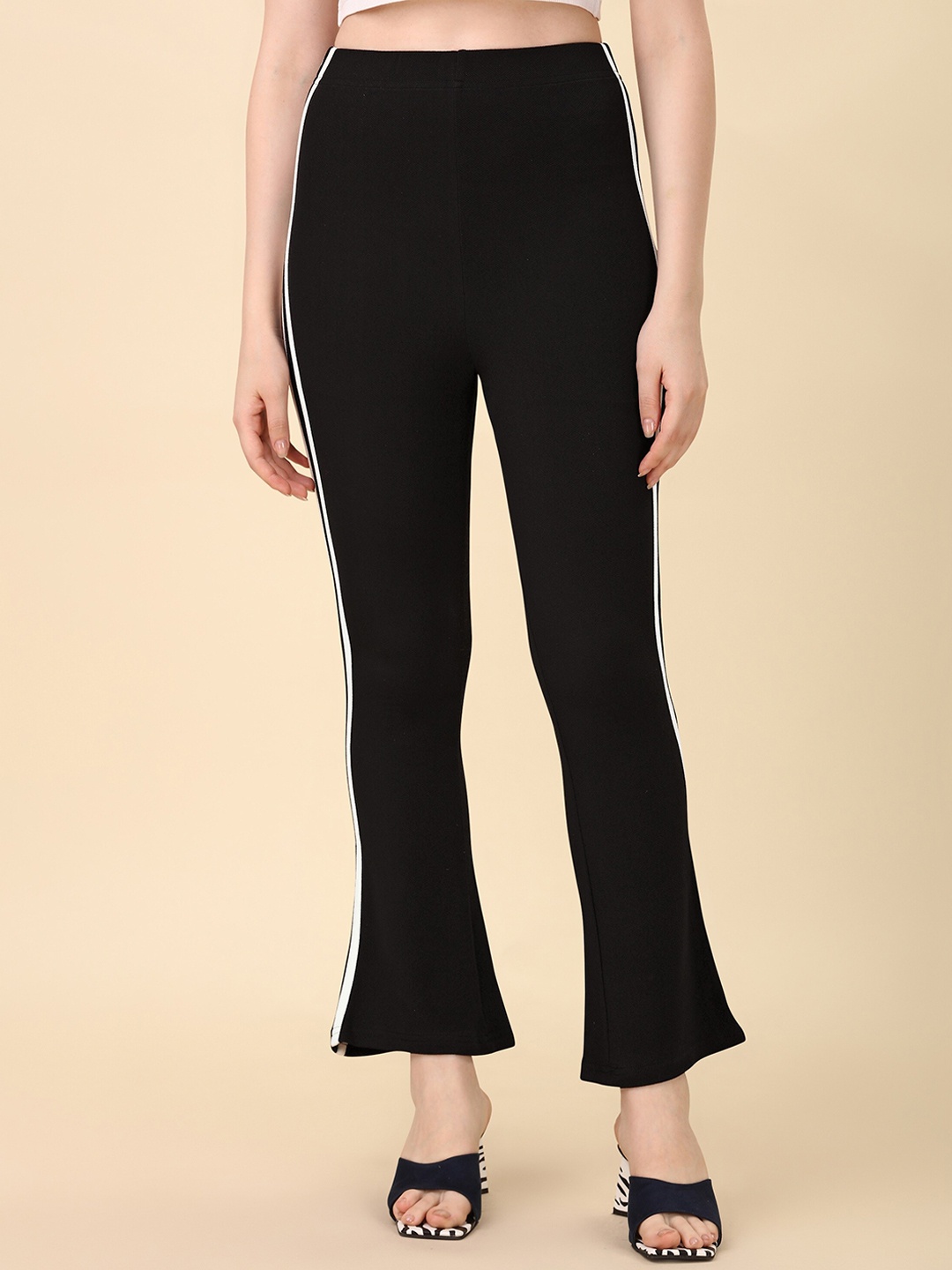 

KALINI Women Mid-Rise Relaxed Bootcut Trouser, Black
