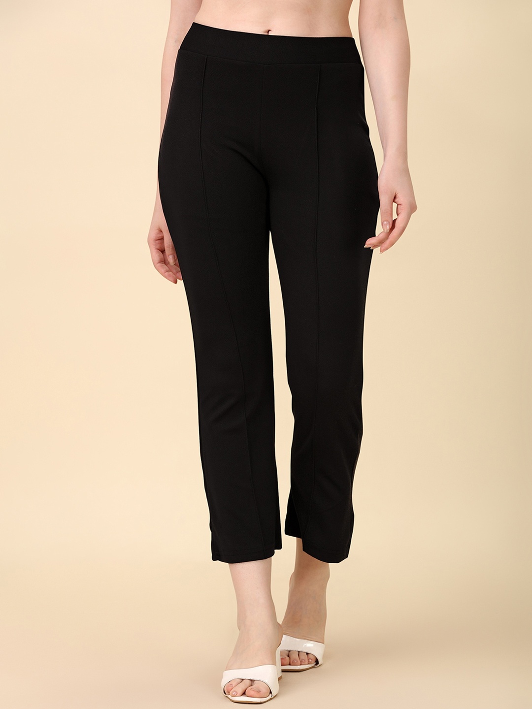 

KALINI Women Relaxed Mid-Rise Trouser, Black