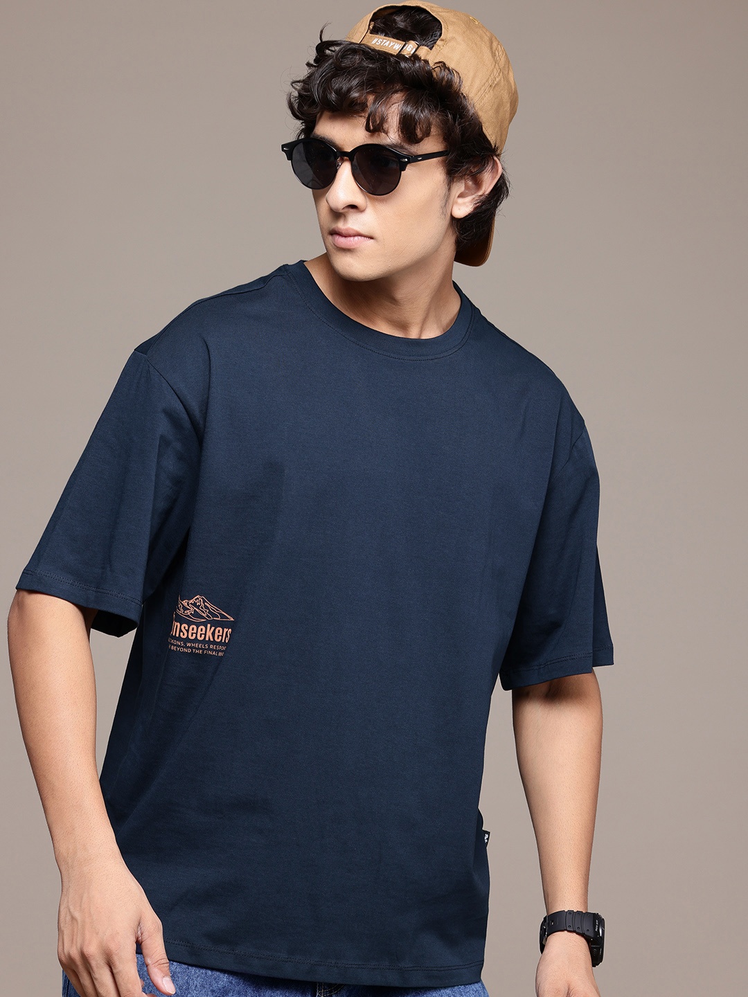 

The Roadster Lifestyle Co. Men Pure Cotton Relaxed Fit T-shirt, Navy blue