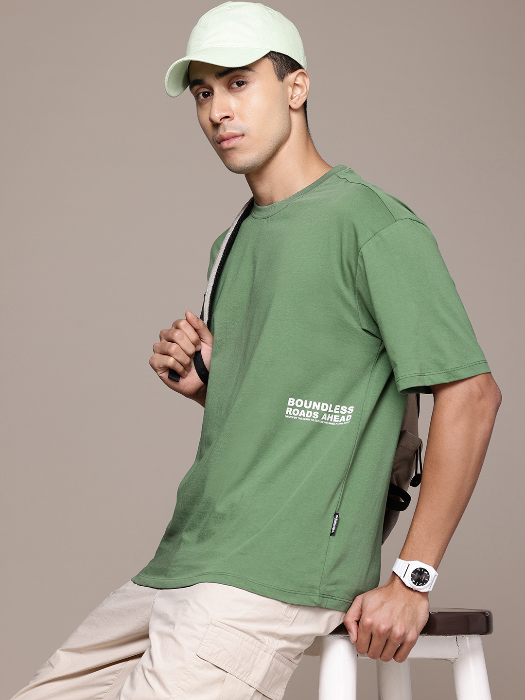 

The Roadster Lifestyle Co. Men Pure Cotton Relaxed Fit T-shirt, Olive