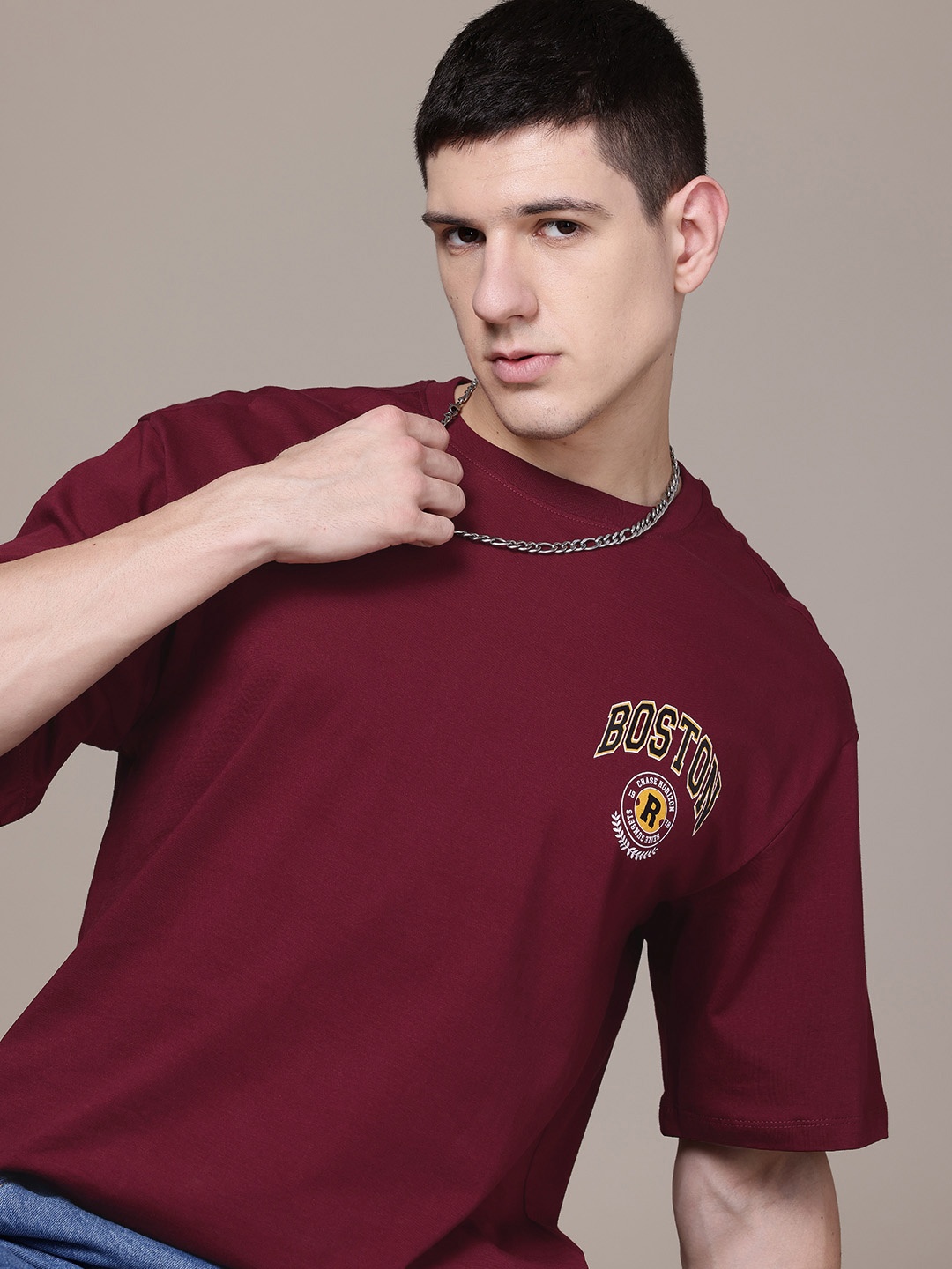 

The Roadster Lifestyle Co. Typography Print Drop-Shoulder Sleeves Pure Cotton T-shirt, Maroon