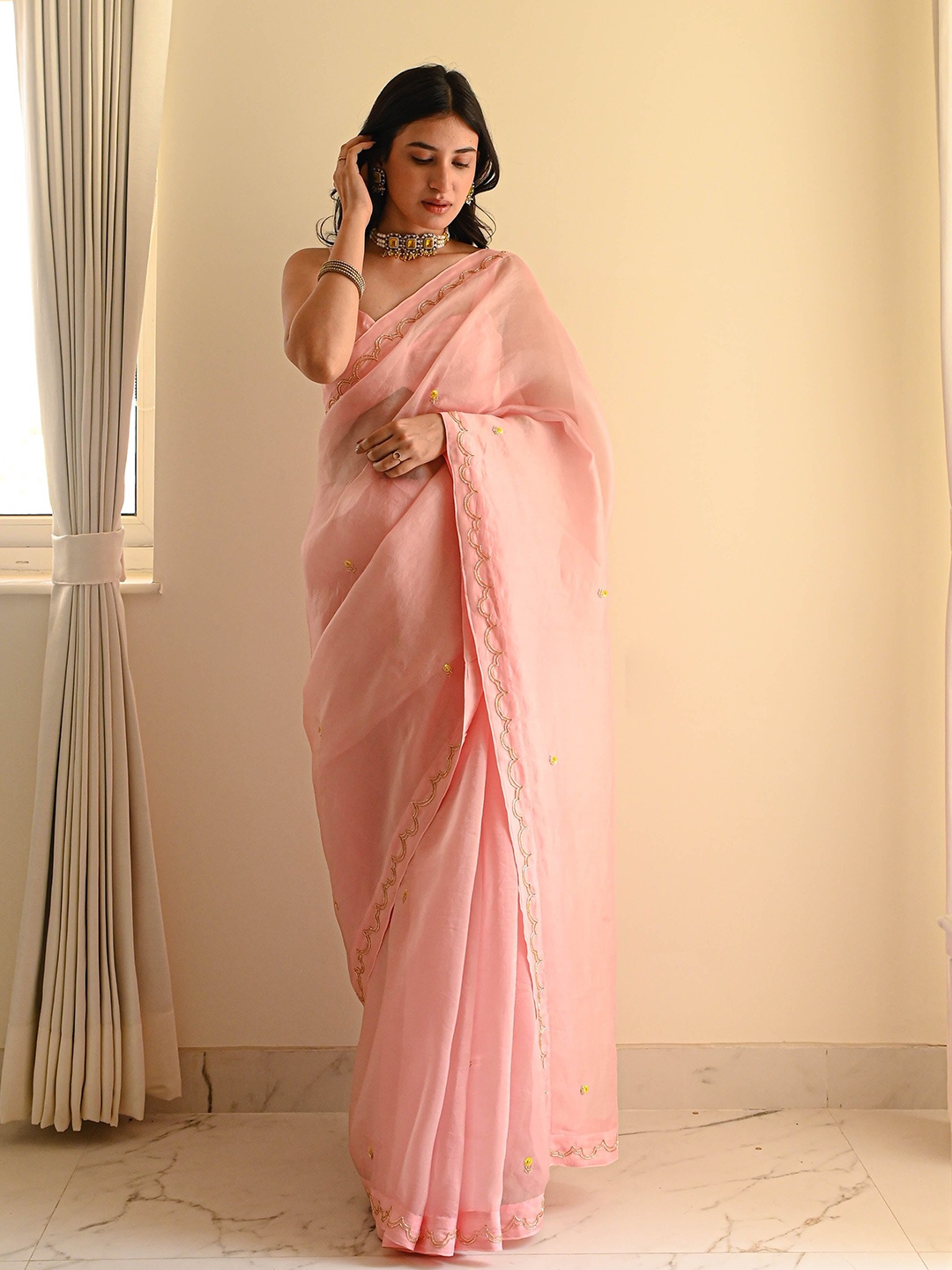 

Bunaai Embellished Organza Saree, Pink