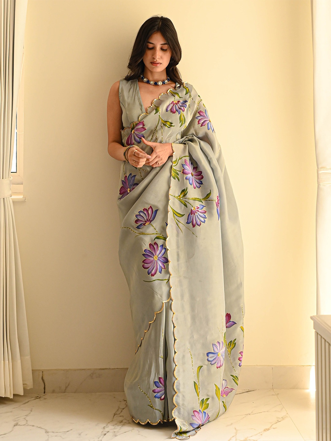 

Bunaai Floral Sequinned Tissue Saree, Off white