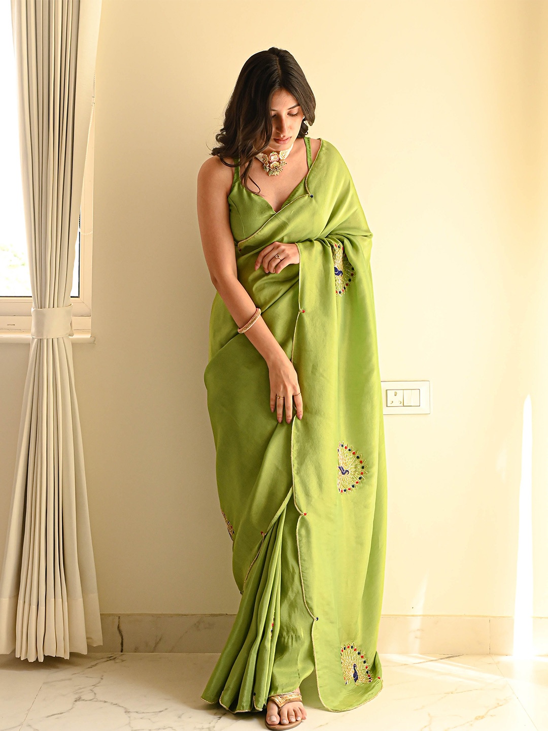 

Bunaai Ethnic Motifs Beads and Stones Tissue Saree, Green