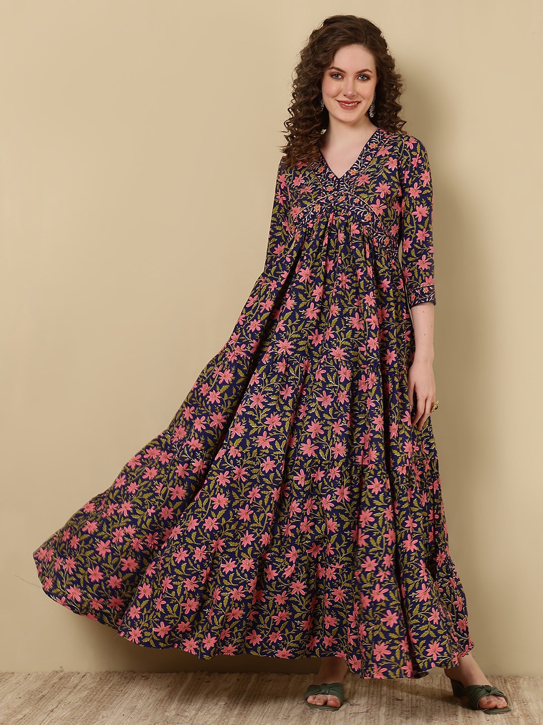 

GLAM ROOTS Floral Printed V-Neck Gotta Patti Flared Anarkali Kurta, Blue