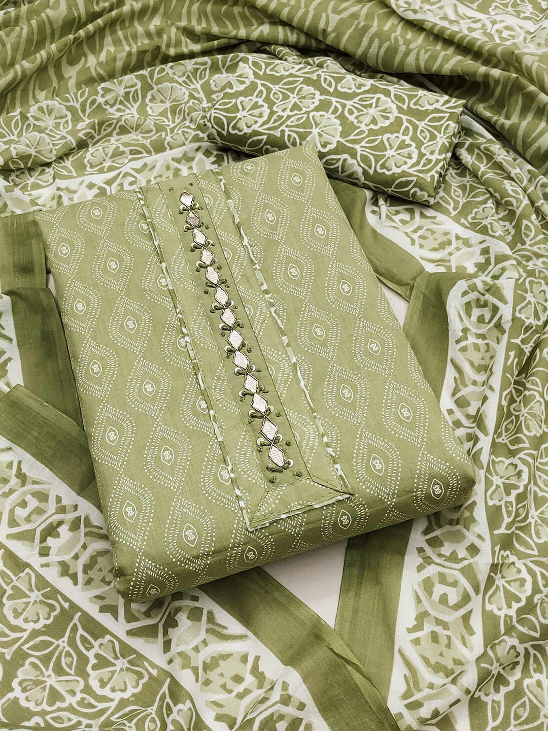 

Peachmode Floral Printed Pure Cotton Beads & Stones Unstitched Dress Material, Green