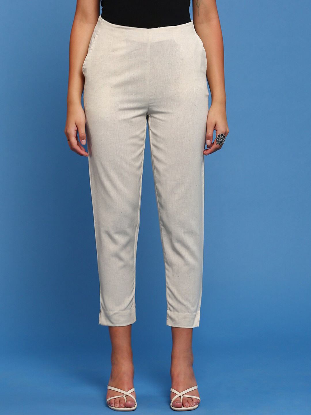 

De Moza Women Cotton Slim Fit Regular Trousers, Beige